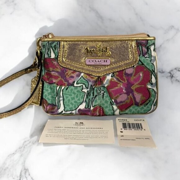 COACH ASHLEY FLORAL WRISTLET - Picture 1 of 7